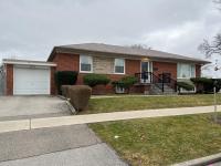 Lovely and well-maintained bungalow in Etobicoke | CatchFree.ca